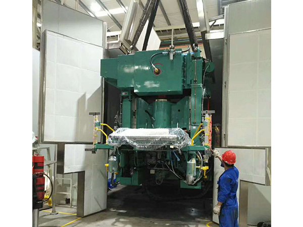 日高精设备吊装卸车定位