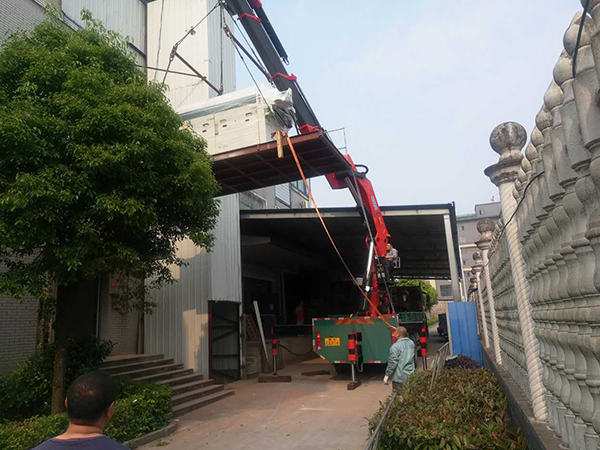 设备上楼